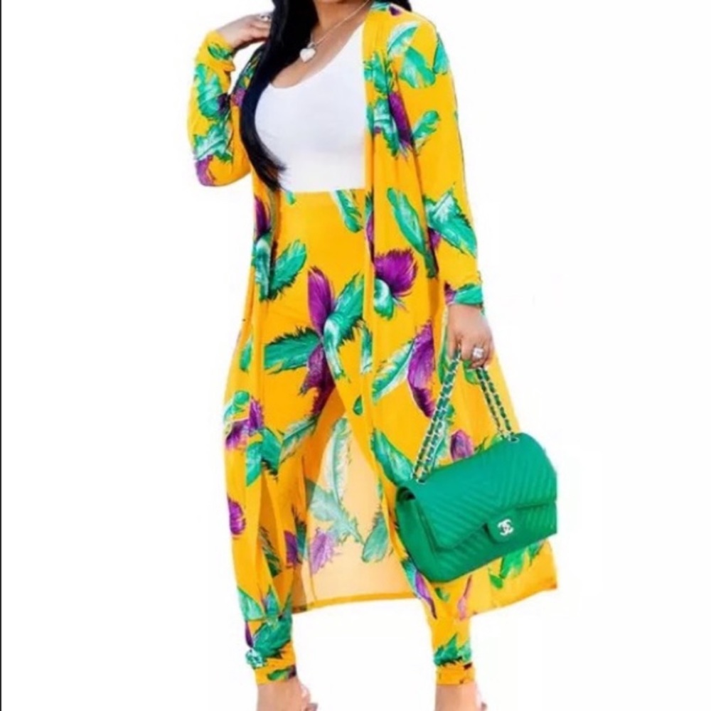 Two piece duster set